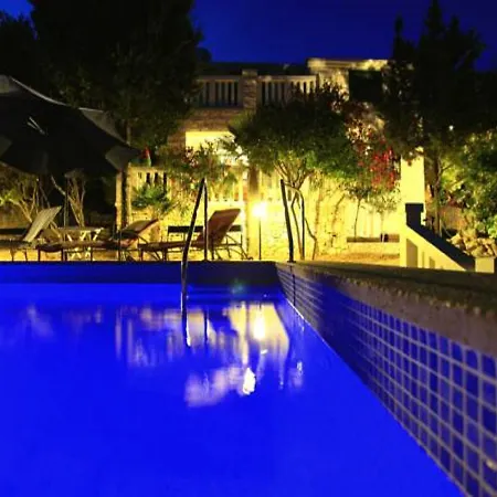 Nova Villa *
