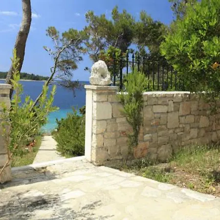 Nova Villa